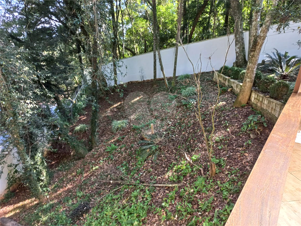 Serra da Cantareira Belíssimo imóvel em Condomínio com 6 dormitórios 7 Vagas piscina espaço gourmet!