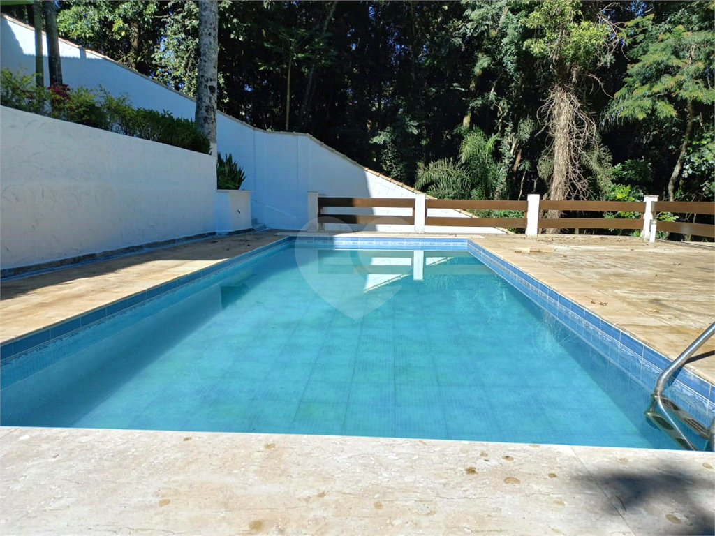 Serra da Cantareira Belíssimo imóvel em Condomínio com 6 dormitórios 7 Vagas piscina espaço gourmet!