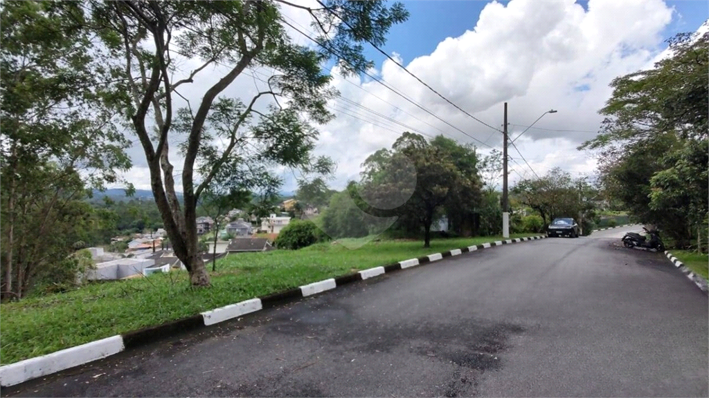 Terreno a venda no Embu das Artes 