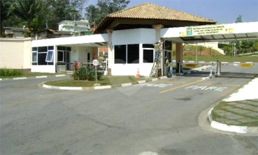 Terreno a venda no Embu das Artes 
