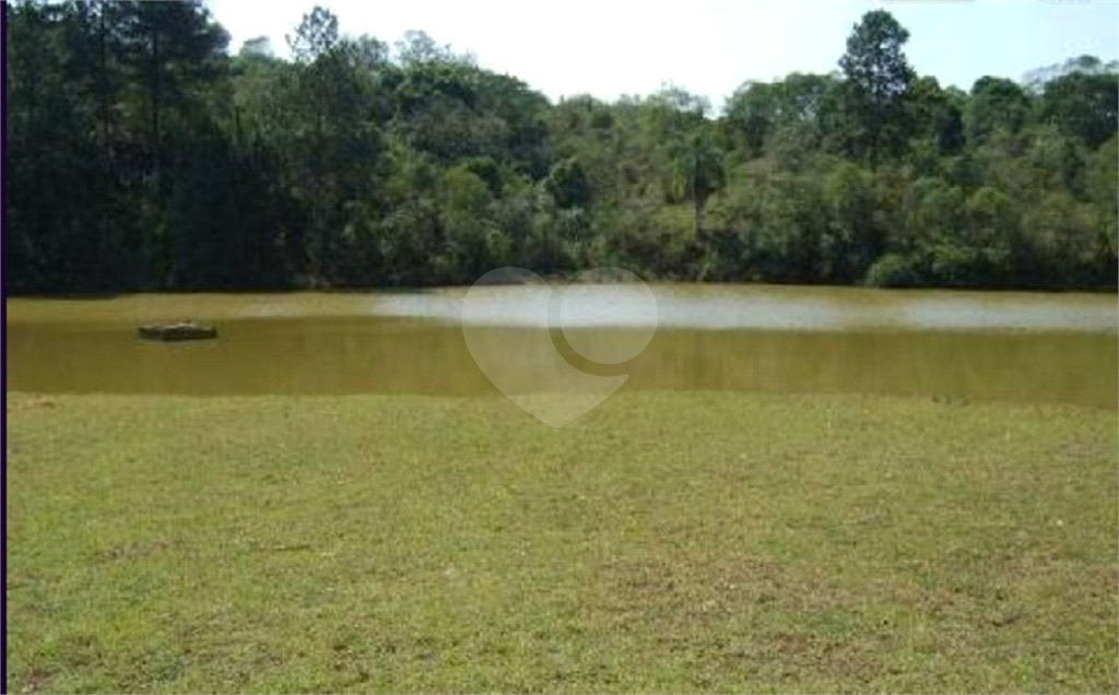 Terreno a venda no Embu das Artes 