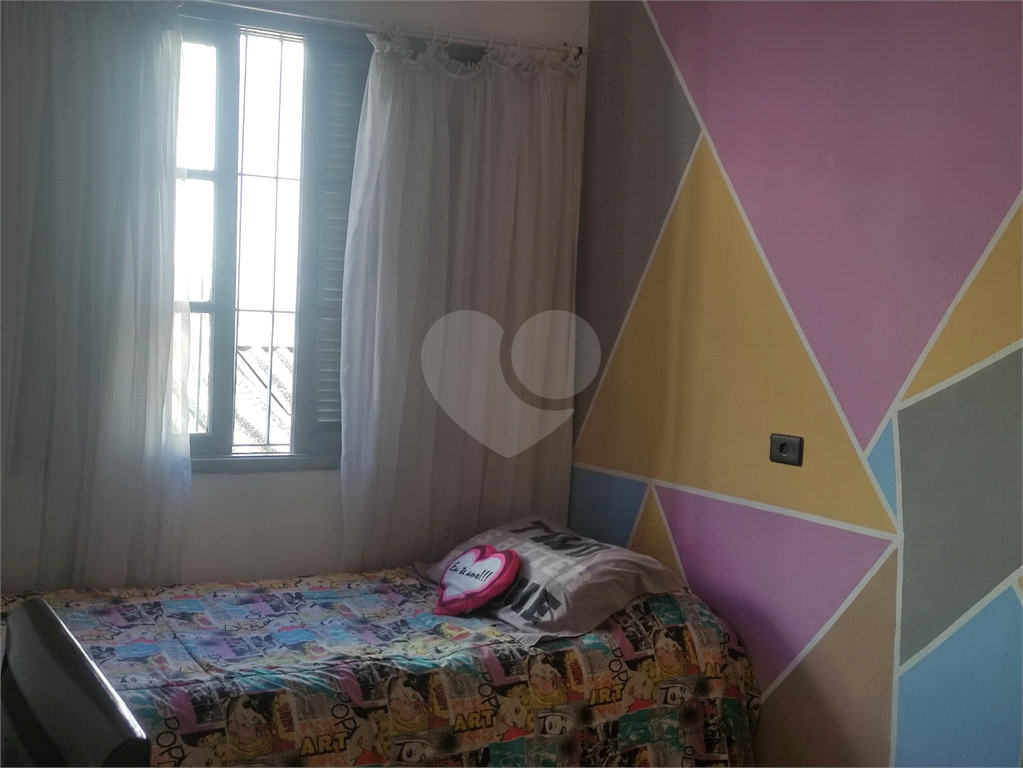 Sobrado à venda com 3 quartos, 200m² - Foto 18