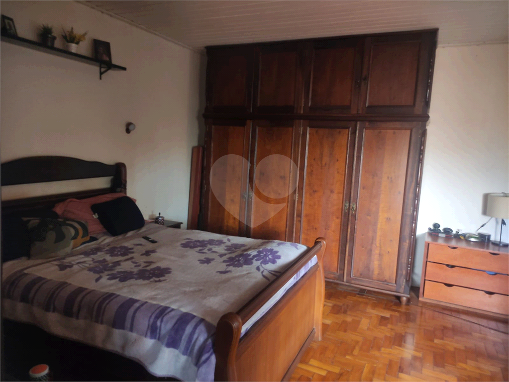 Sobrado à venda com 3 quartos, 200m² - Foto 12