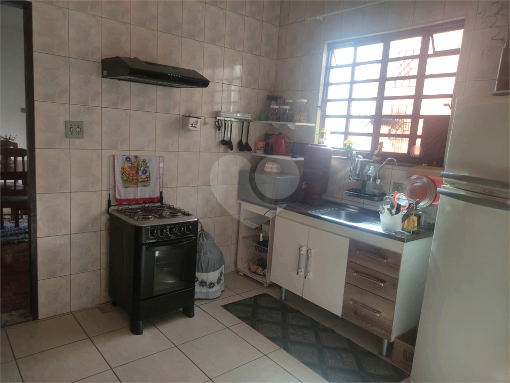 Sobrado à venda com 3 quartos, 200m² - Foto 6