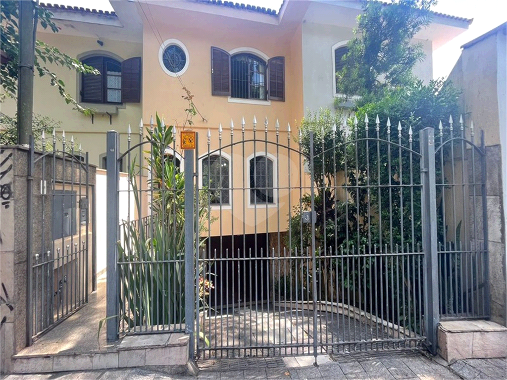 Localização privilegiada no Horto Florestal