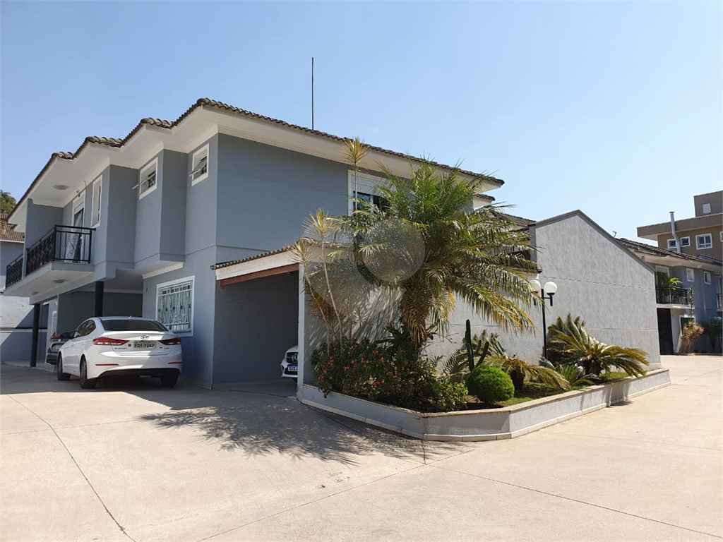 Sobrado no Tremembé condomínio Residencial Flower