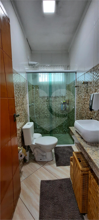 Casa Sobrado em Condomínio Fechado com Lago Particular