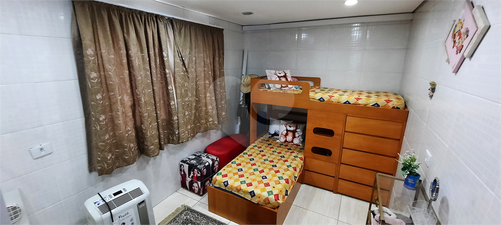 Casa Sobrado em Condomínio Fechado com Lago Particular