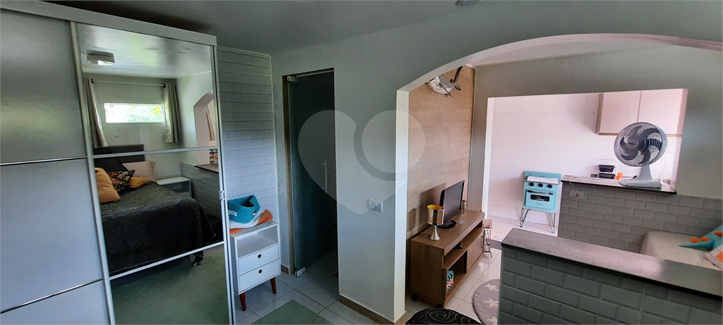 Casa Sobrado em Condomínio Fechado com Lago Particular