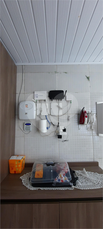 Casa Sobrado em Condomínio Fechado com Lago Particular