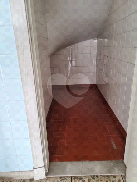 Sobrado à venda com 4 quartos, 280m² - Foto 37