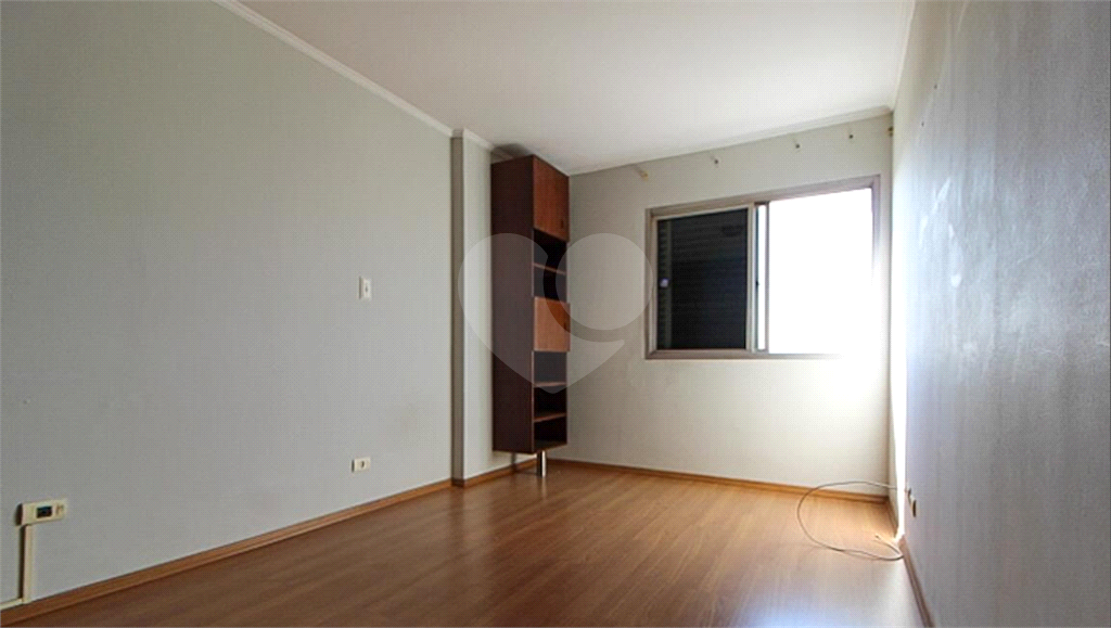 APARTAMENTO em LAPA