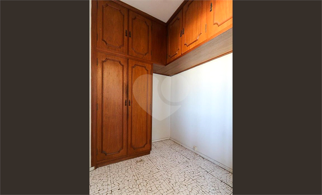 APARTAMENTO em LAPA