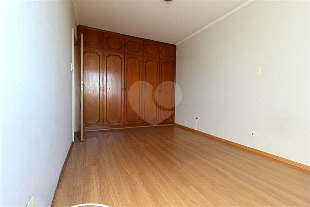 APARTAMENTO em LAPA