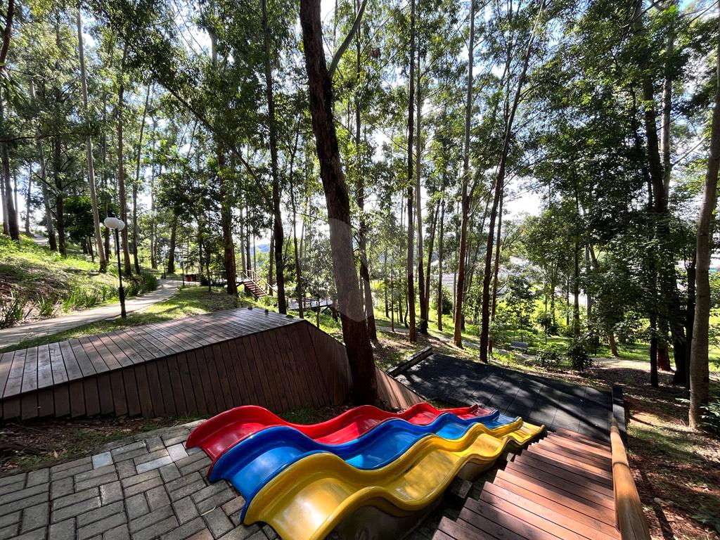 Casa à venda com 5 quartos, 383m² - Foto 9