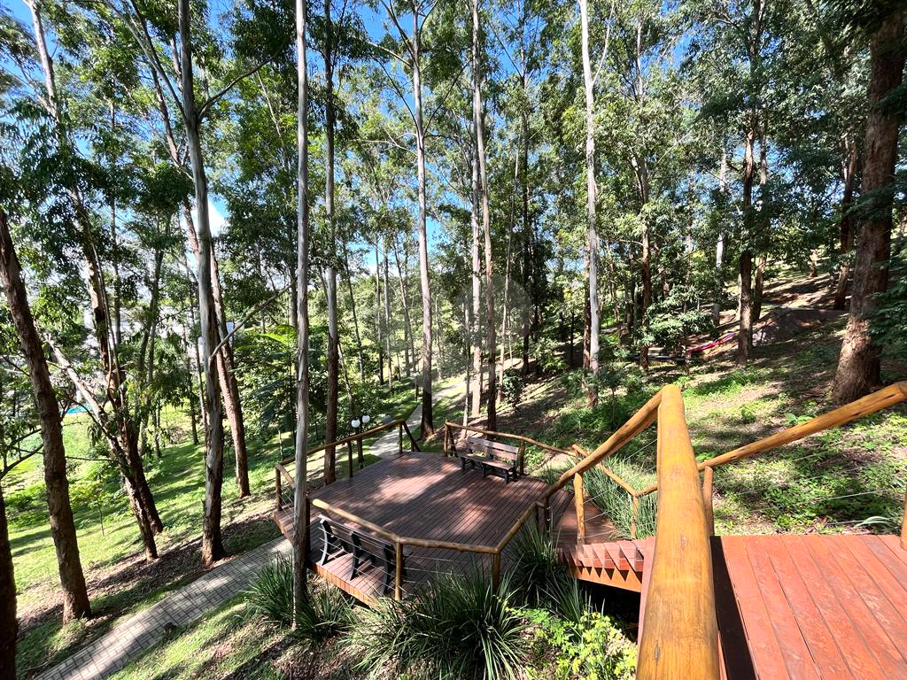 Casa à venda com 5 quartos, 383m² - Foto 10