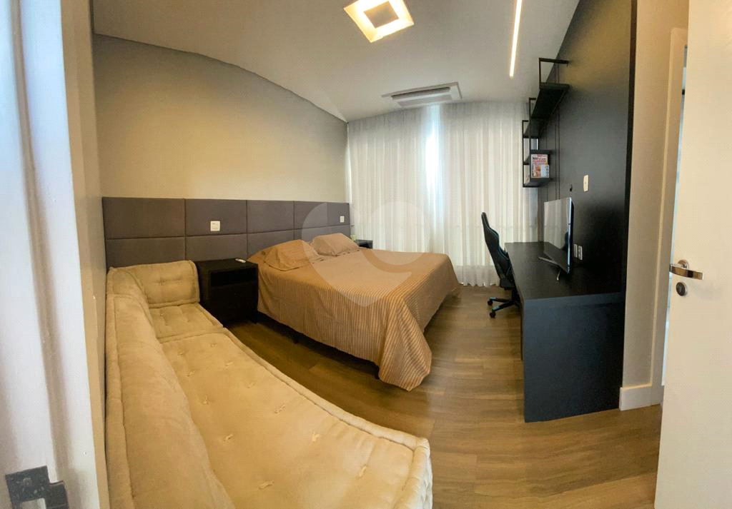 Belíssima casa em condomínio Porto Feliz.