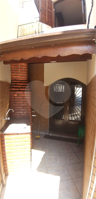 Casa a Venda com 230 m2