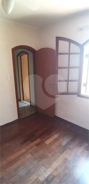 Casa a Venda com 230 m2
