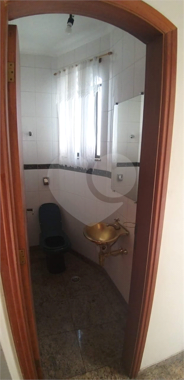 Casa a Venda com 230 m2