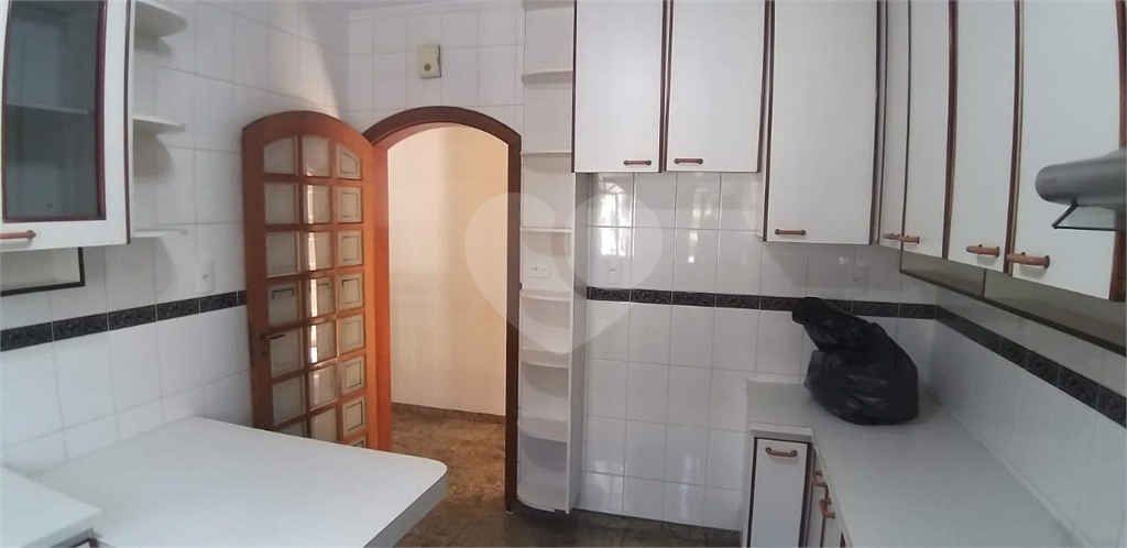 Casa a Venda com 230 m2