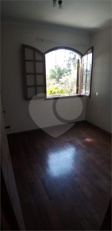Casa a Venda com 230 m2