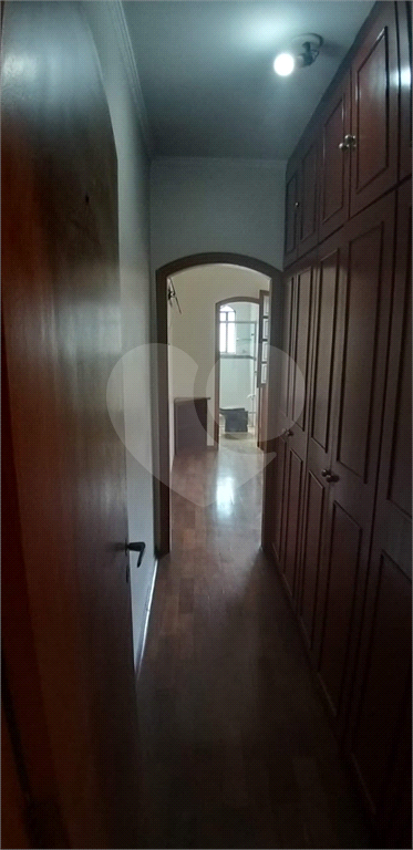 Casa a Venda com 230 m2