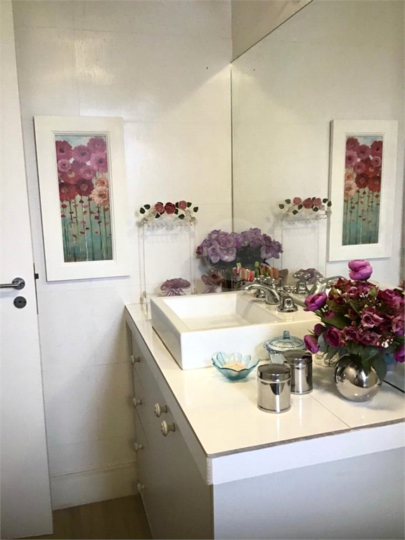 Apartamento no Real Parque