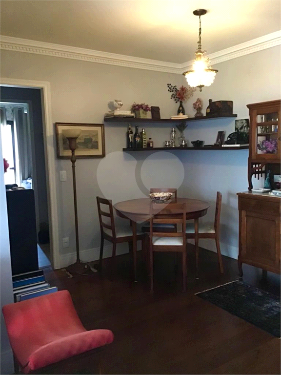 Apartamento no Real Parque