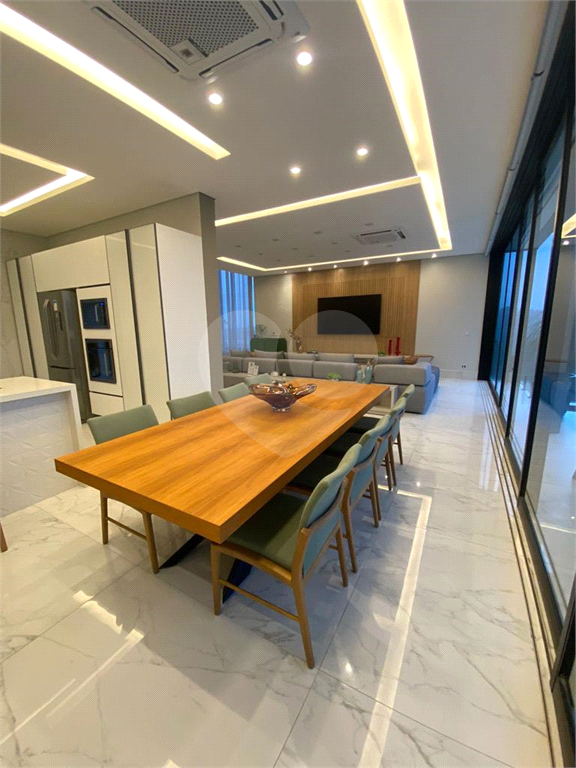 Casa de Condomínio à venda com 4 quartos, 472m² - Foto 11