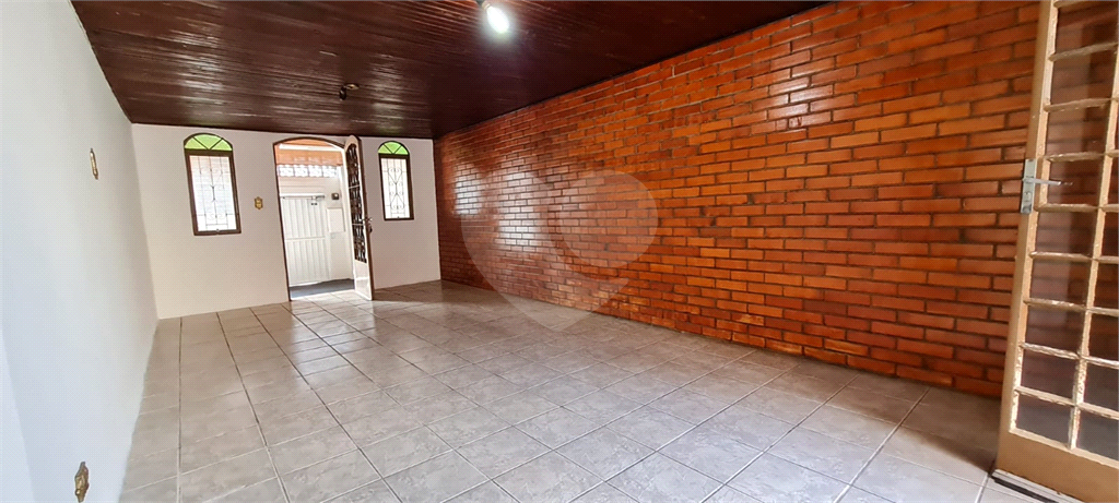 Casa à venda com 2 quartos, 180m² - Foto 18