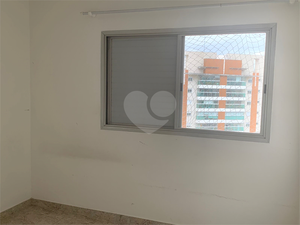 Apartamento à venda com 3 quartos, 100m² - Foto 14