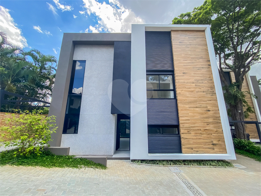 Casa em condomínio para Venda , 400 m², 3 suítes,4 vagas no  Morumbi-SP