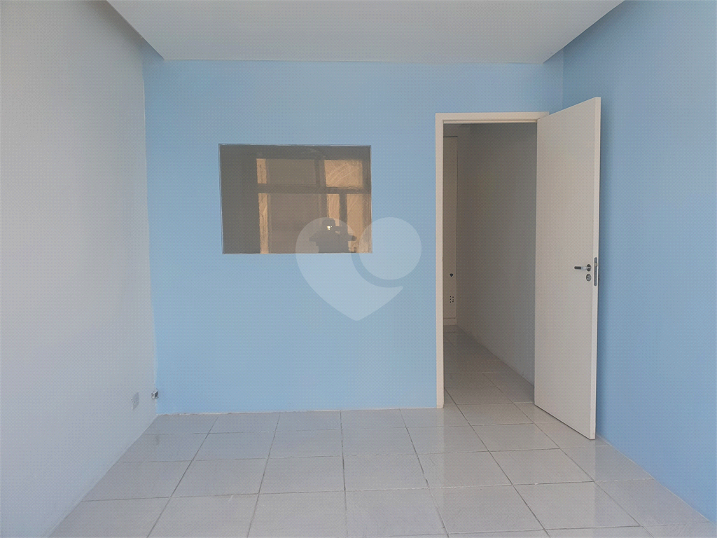 Sala comercial de 02 salas 30,4m² com piso frio e boa iluminação natural Jardim Paulistano Itaim