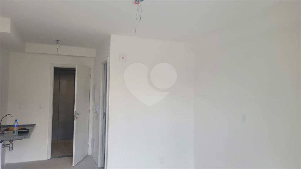 APARTAMENTO em PINHEIROS
