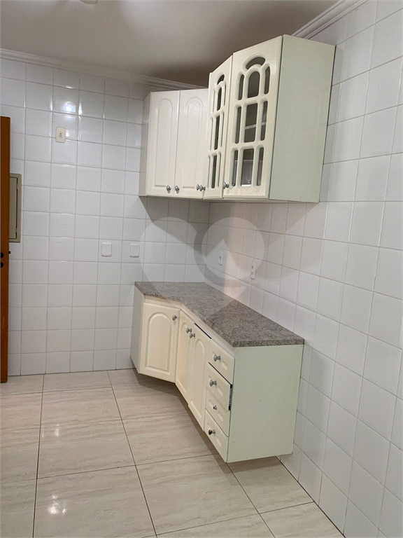 Apartamento à venda com 3 quartos, 64m² - Foto 20