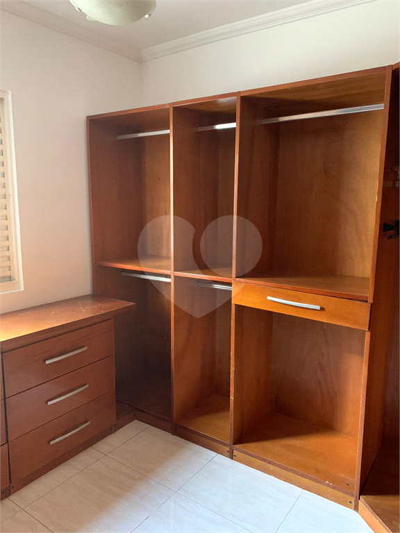 Apartamento à venda com 3 quartos, 64m² - Foto 12