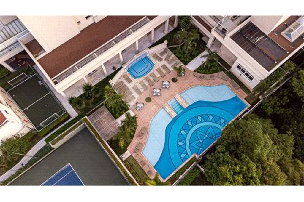 Apartamento em Santa Terezinha vende de porteira fechada com 264 m² 4 suítes 5 vagas e varanda gourmet