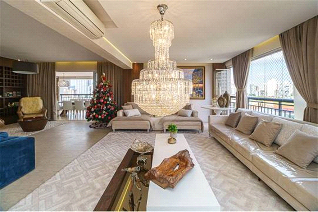 Apartamento em Santa Terezinha vende de porteira fechada com 264 m² 4 suítes 5 vagas e varanda gourmet