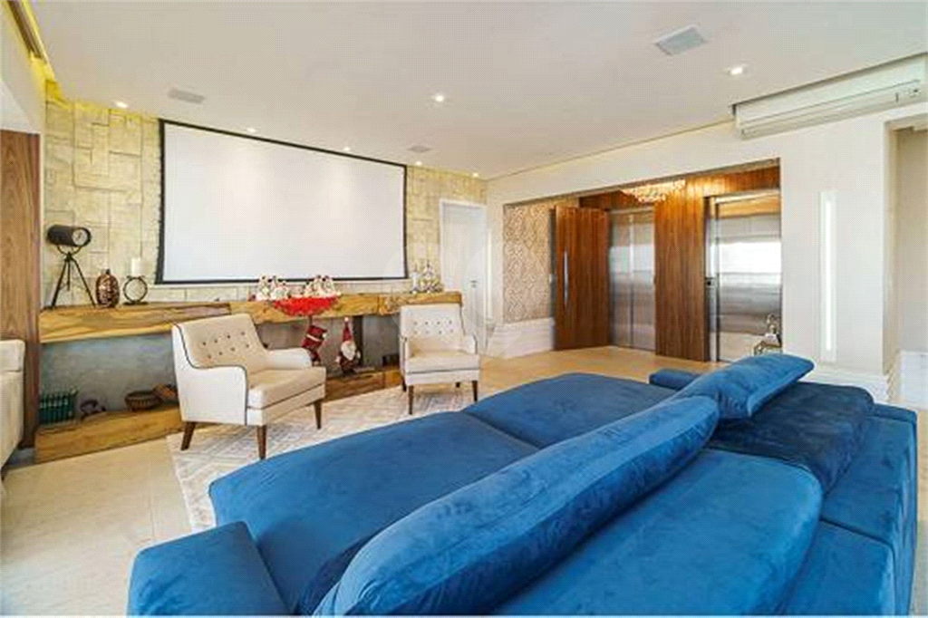 Apartamento em Santa Terezinha vende de porteira fechada com 264 m² 4 suítes 5 vagas e varanda gourmet