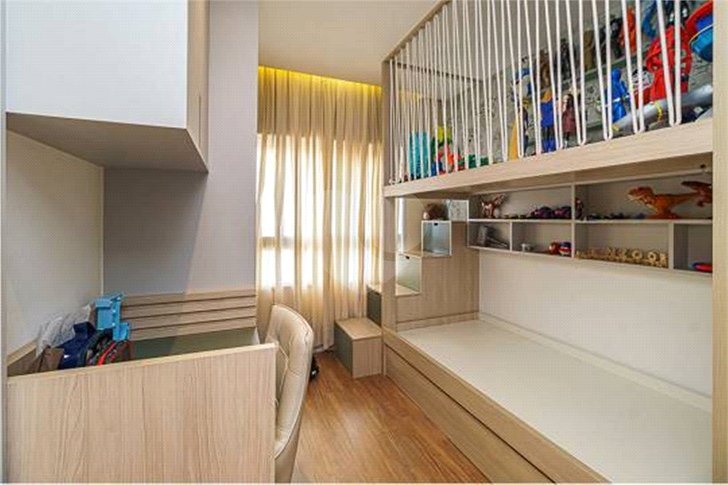 Apartamento em Santa Terezinha vende de porteira fechada com 264 m² 4 suítes 5 vagas e varanda gourmet