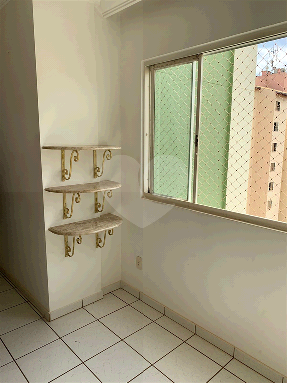 Apartamento à venda com 3 quartos, 93m² - Foto 12