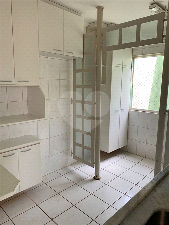 Apartamento à venda com 3 quartos, 93m² - Foto 4