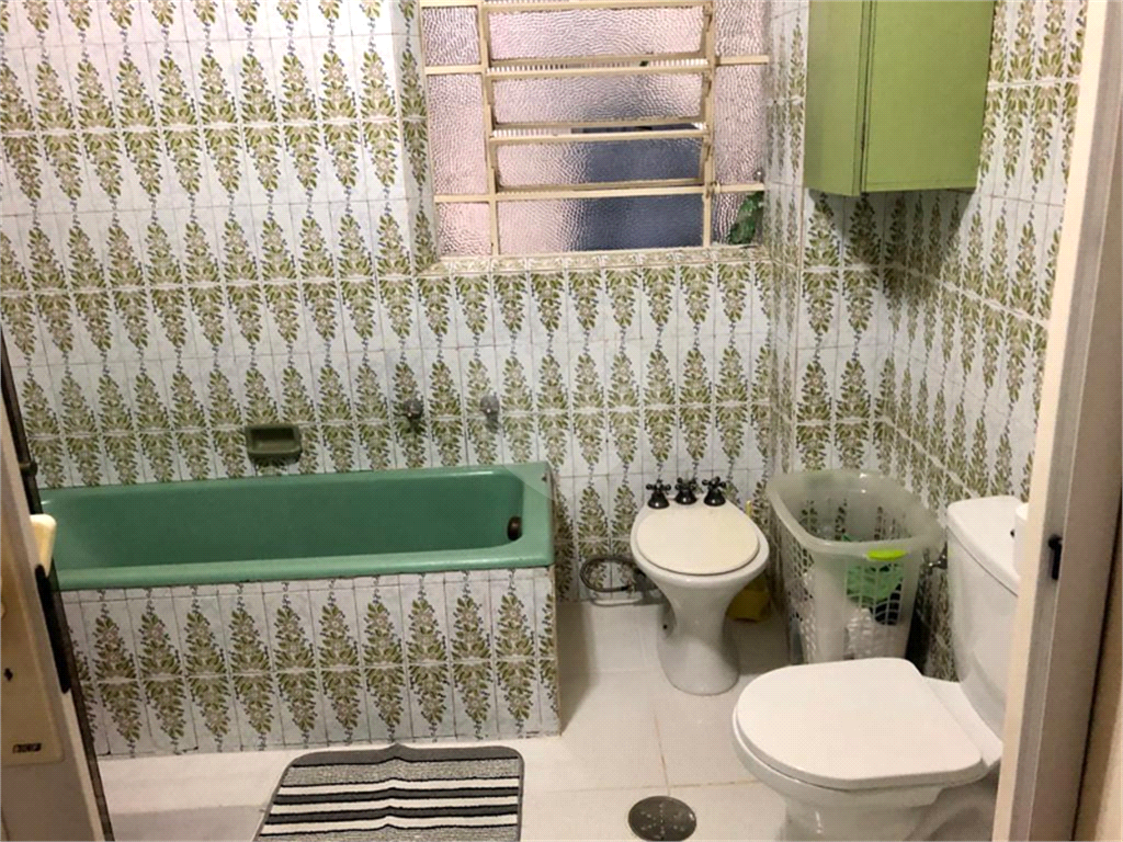 Apartamento 2 quartos. Rua Avanhandava.