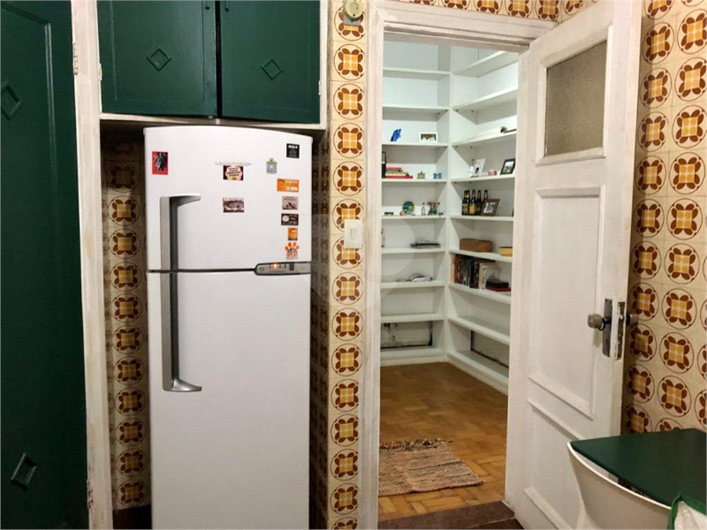 Apartamento 2 quartos. Rua Avanhandava.