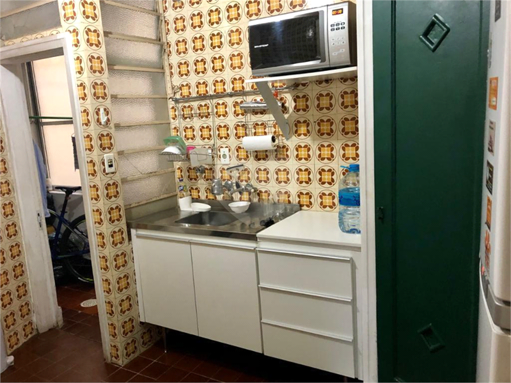 Apartamento 2 quartos. Rua Avanhandava.
