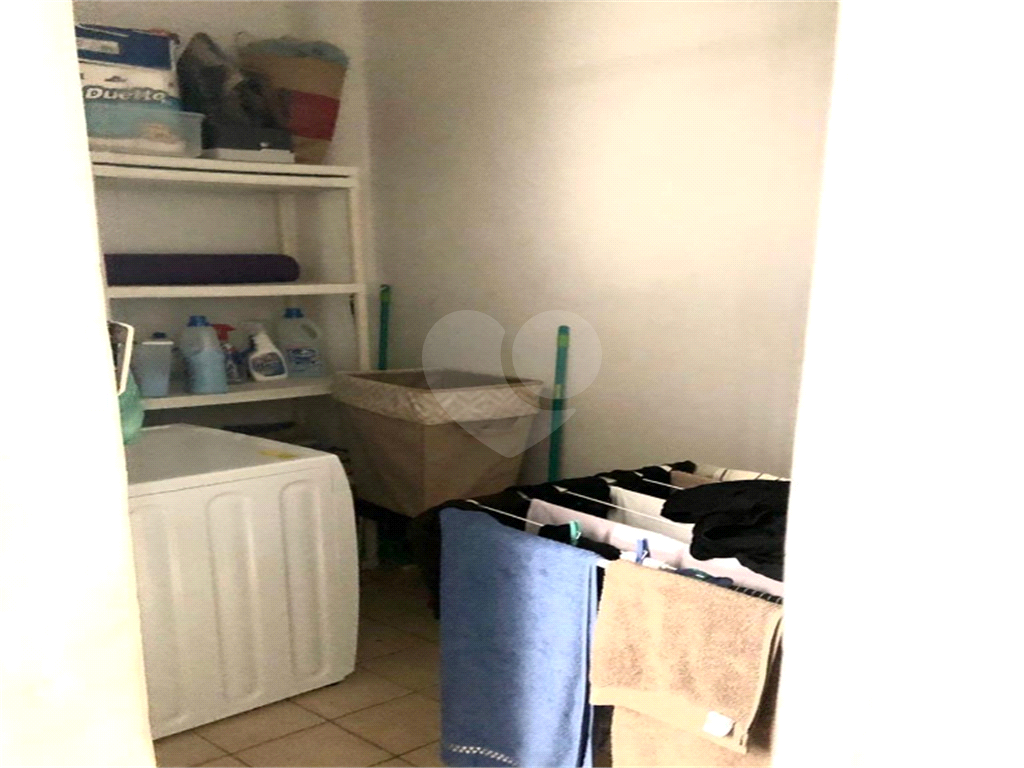 Apartamento 2 quartos. Rua Avanhandava.