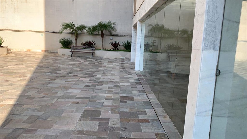 Apartamento com 3 dormitórios, em Pinheiros, localizado em área nobre