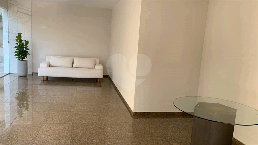 Apartamento com 3 dormitórios, em Pinheiros, localizado em área nobre