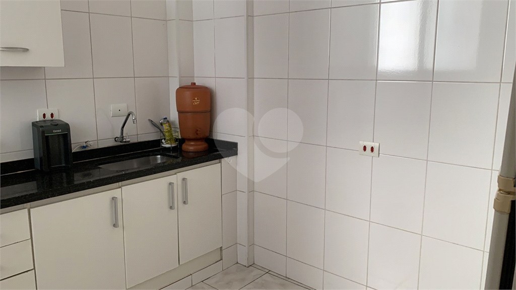 Apartamento com 3 dormitórios, em Pinheiros, localizado em área nobre